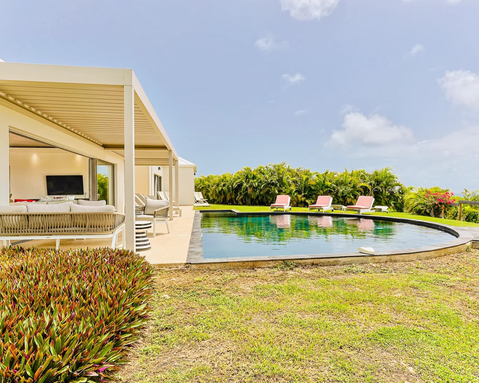 Villa Nacarat — photo 3